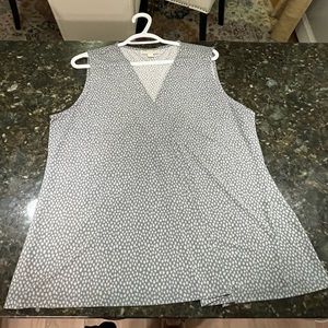 Dana Buchman sleeveless top